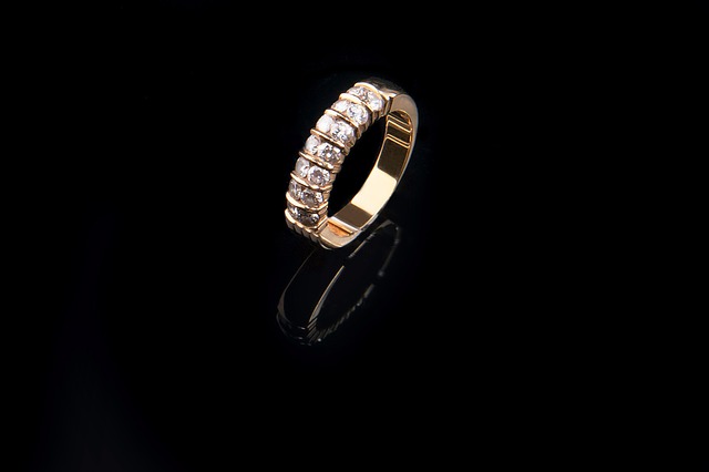 Anillos de compromiso elegantes