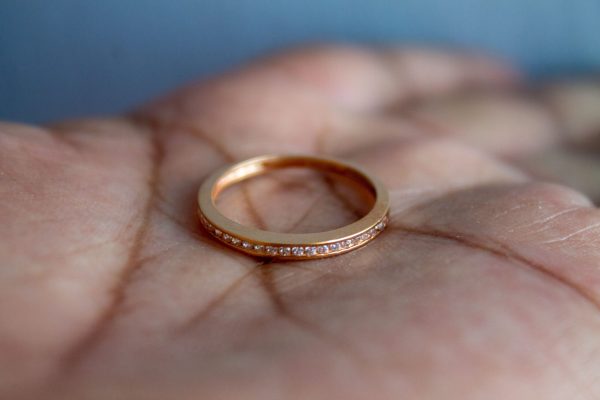 anillo de promesa oro rosa