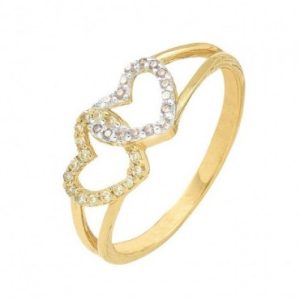anillo de promesa con corazones