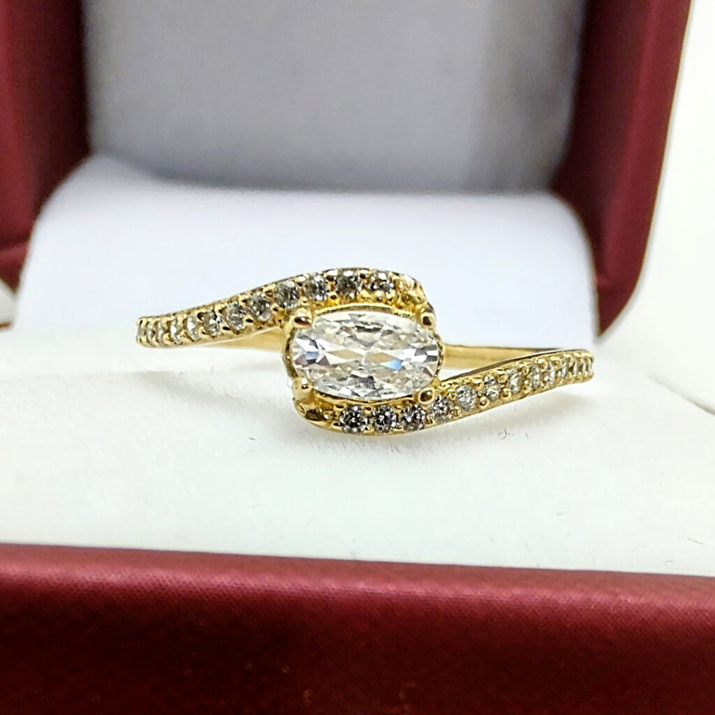 Anillo Para Mujer De Oro 10K Mod 030691