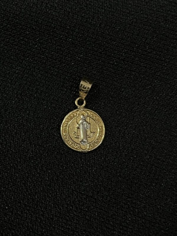 Medalla de San Benito en Oro 10k