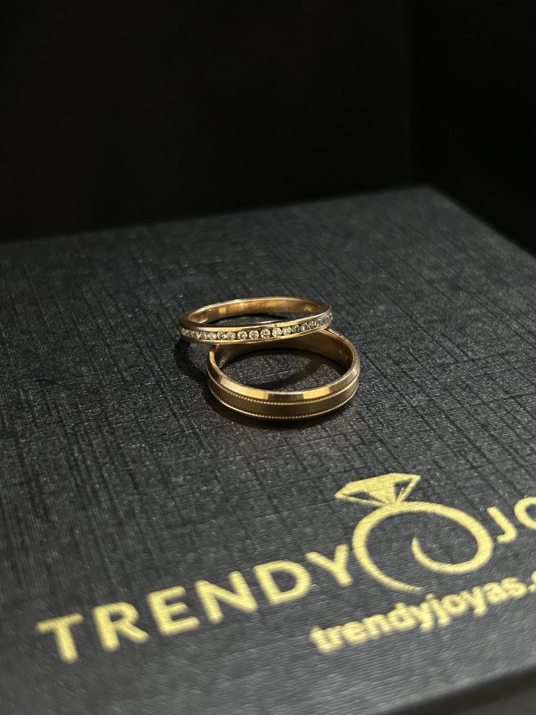 ARGOLLAS  DE MATRIMONIO EN ORO ROSA 10K