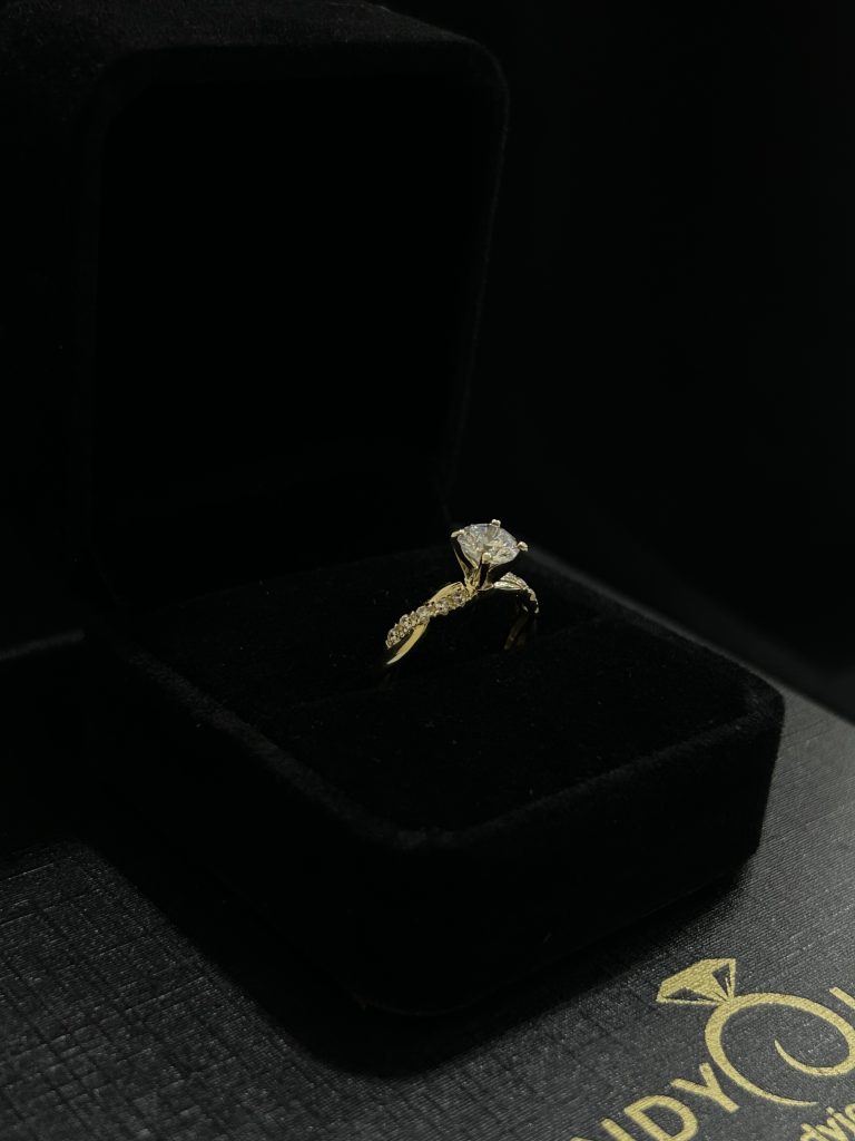 ANILLO DE COMPROMISO EN ORO AMARILLO 10K