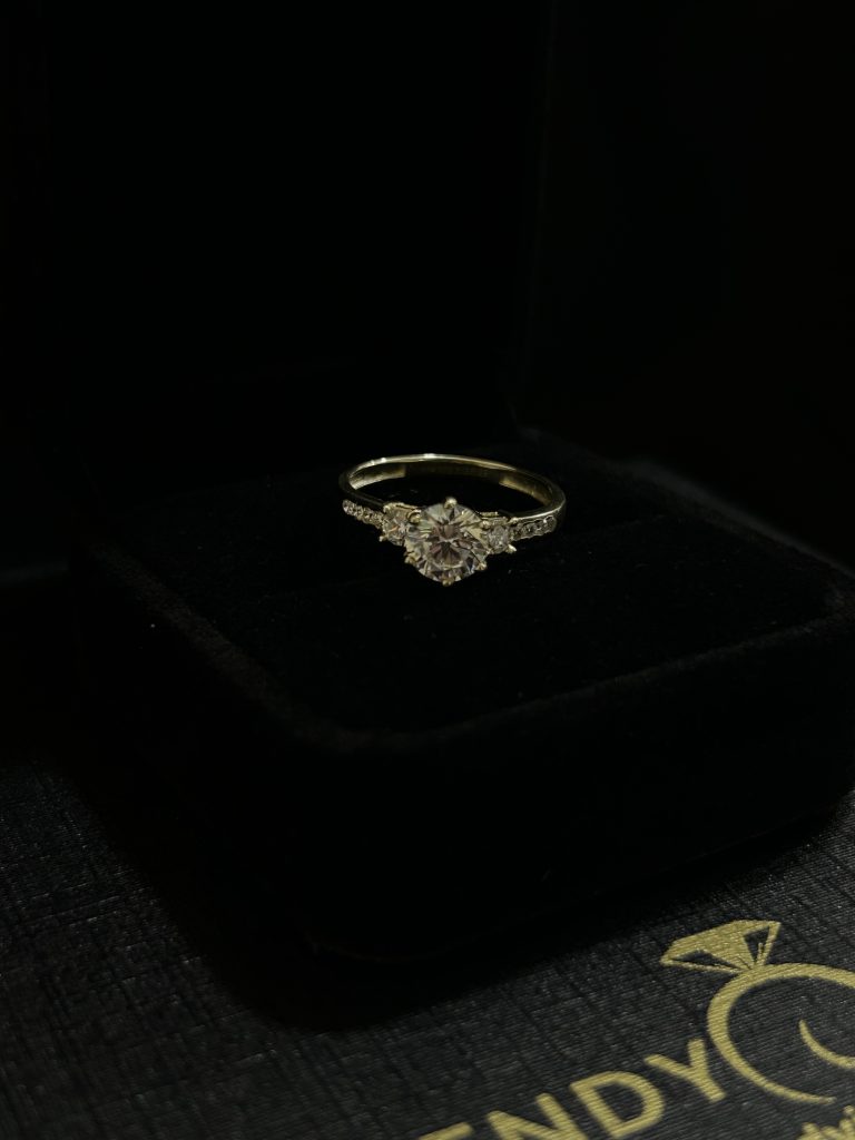 ANILLO DE COMPROMISO EN ORO AMARILLO 10K